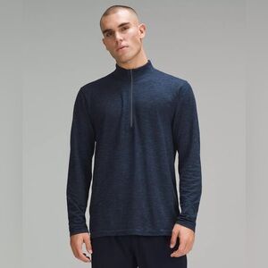 Lululemon men’s metal vent tech midweight half zip size XS blue